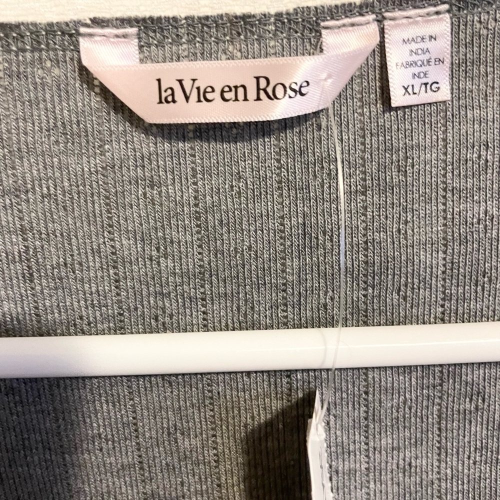 Sz XL La vie en rose camisole sleeveless scoop neck 3 button by the neck - Picture 7 of 7